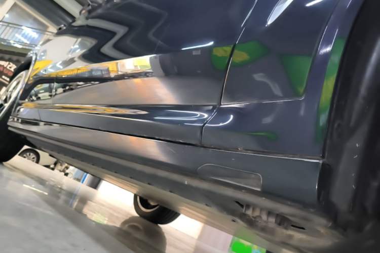 Used BMW iX3 2022 Leading Type Right Side Sill