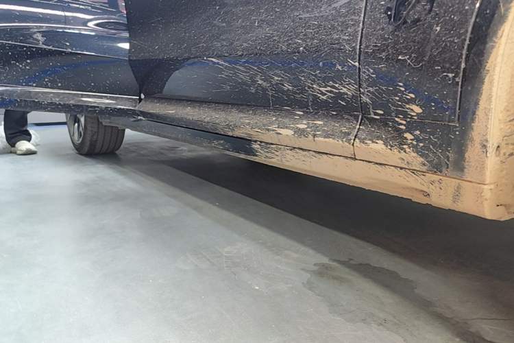 Used BMW iX3 2022 Updated Leading Type Right Side Sill