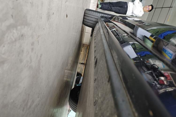 Used BMW iX3 2022 Updated Leading Version Right Side Sill