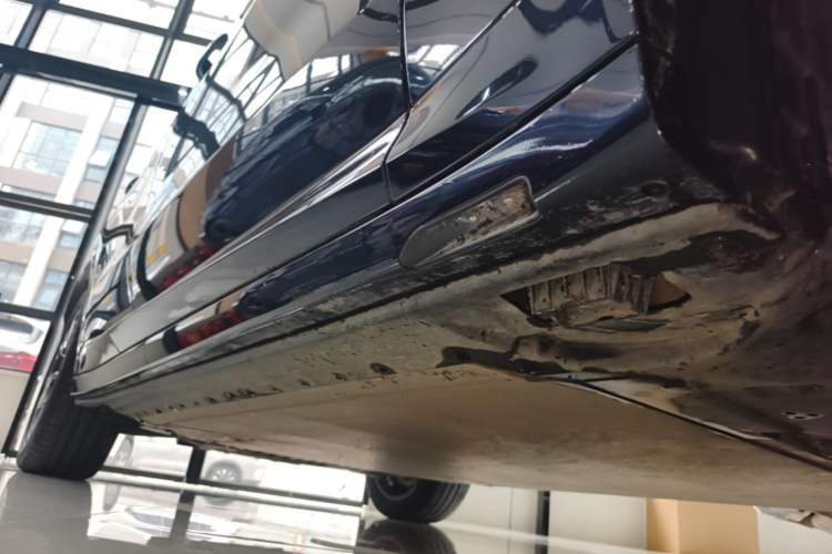 Used BMW iX3 2022 Updated Leading Version Right Side Sill