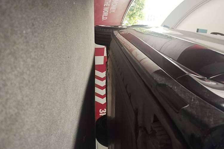 Used BMW iX3 2022 Leading Model Right Side Sill
