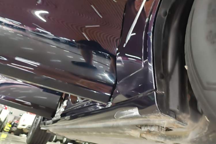 Used BMW iX3 2022 Leading Model Right Side Sill