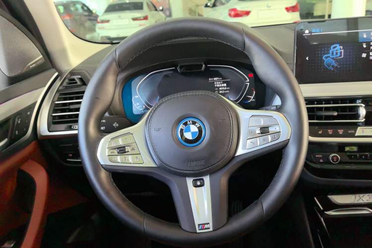 Used BMW iX3 2022 Updated Leading Type Steering Wheel