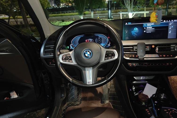 Used BMW iX3 2022 Leading Type Steering Wheel