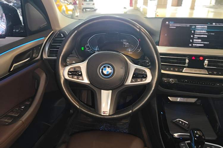 Used BMW iX3 2022 Leading Type Steering Wheel