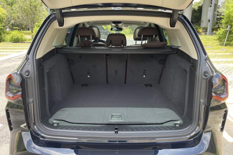 Used BMW iX3 2022 Leading Model Trunk