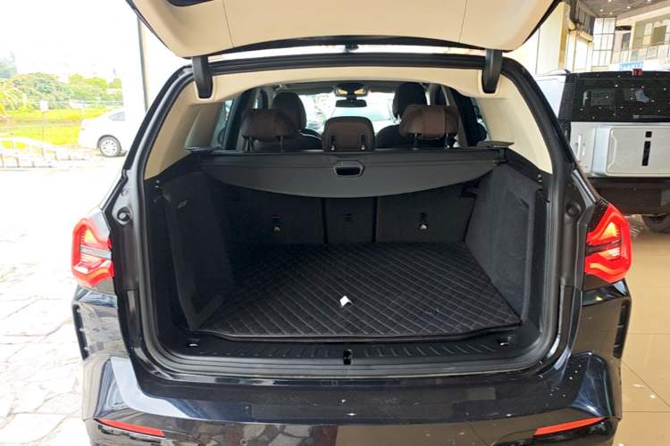 Used BMW iX3 2022 Updated Leading Version Trunk
