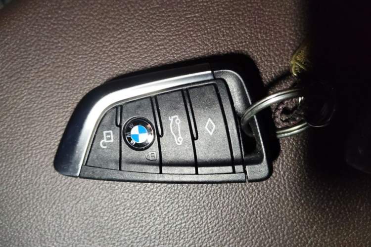 Used BMW iX3 2022 Leading Model Vehicle Key