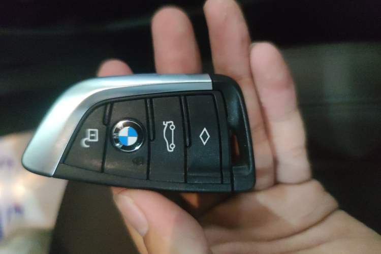 Used BMW iX3 2022 Leading Model Vehicle Key