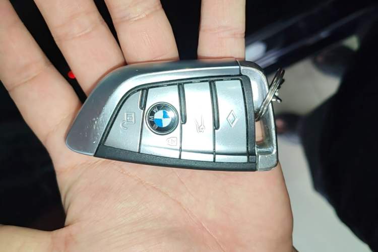 Used BMW iX3 2022 Leading Model Vehicle Key