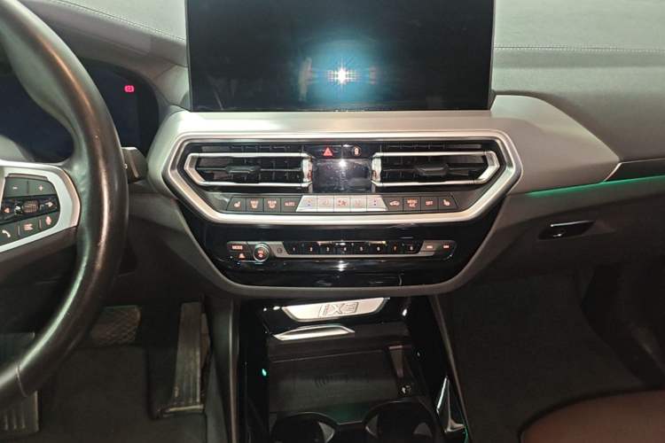 Used BMW iX3 2022 Leading Type Audio And AC Panel