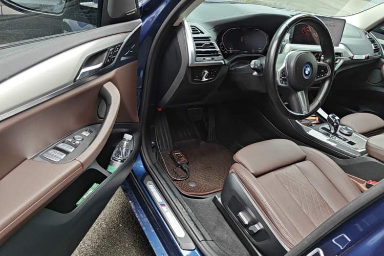 Used BMW iX3 2022 Leading Type Driver Seat