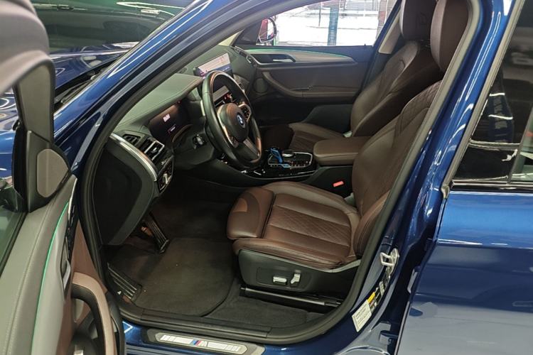 Used BMW iX3 2022 Leading Type Driver Seat