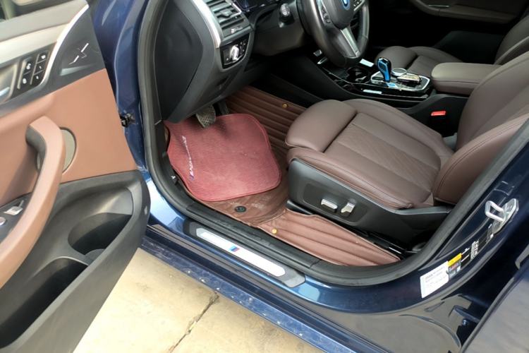 Used BMW iX3 2022 Leading Type Driver Seat
