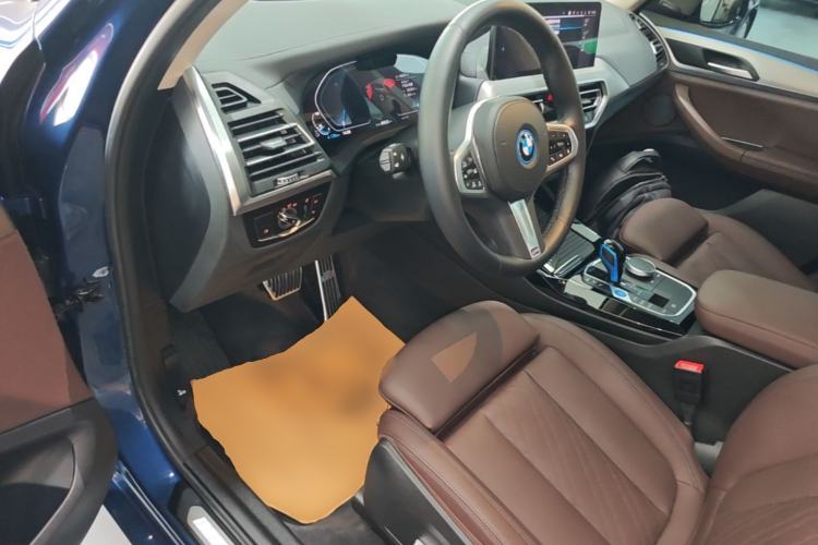 Used BMW iX3 2022 Leading Type Driver Seat