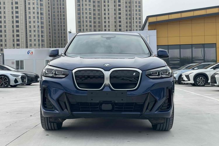 Used BMW iX3 2022 Leading Model Exterior 4