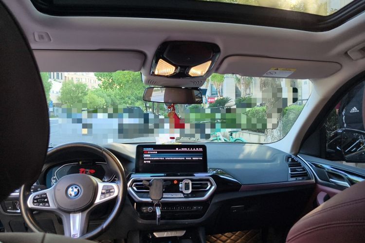 Used BMW iX3 2022 Leading Model Headliner