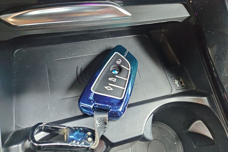 Used BMW iX3 2022 Updated Leading Type Interior 1