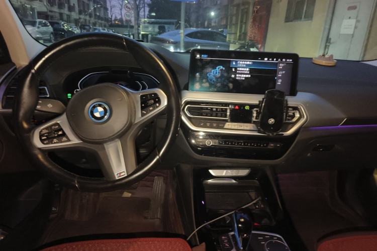 Used BMW iX3 2022 Leading Type Interior 2