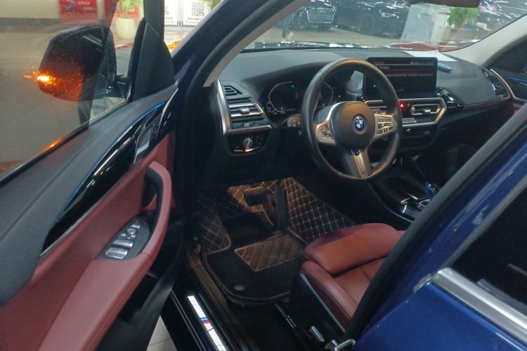 Used BMW iX3 2022 Leading Model Interior 3