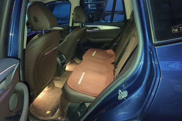 Used BMW iX3 2022 Leading Type Interior 4