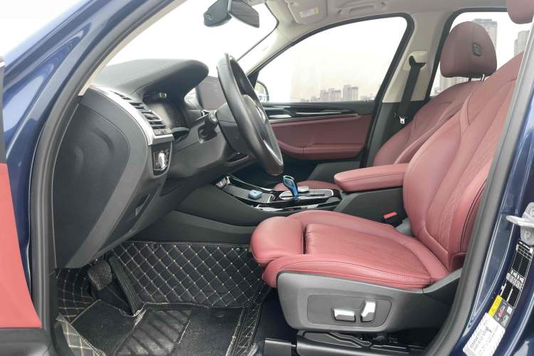 Used BMW iX3 2022 Leading Model Interior 5