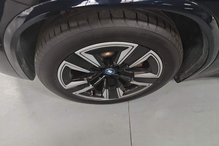 Used BMW iX3 2022 Updated Leading Version Left Front Wheel Hub
