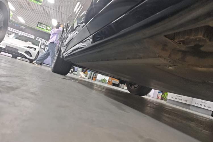 Used BMW iX3 2022 Updated Leading Version Left Side Sill