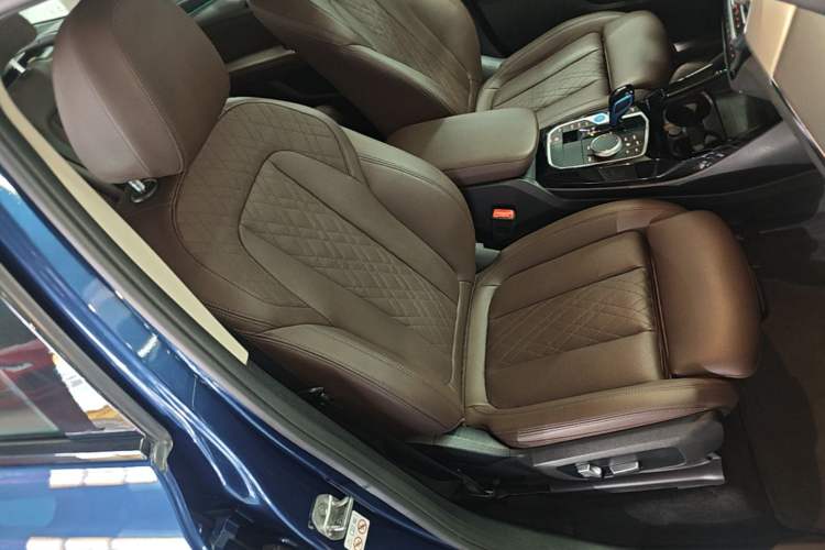 Used BMW iX3 2022 Leading Type Right Front Seat