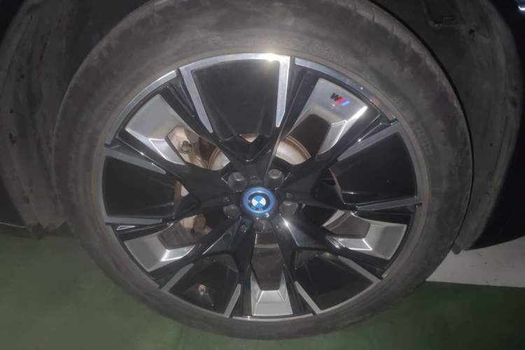 Used BMW iX3 2022 Updated Leading Type Right Front Wheel Hub