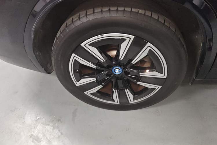 Used BMW iX3 2022 Updated Leading Version Right Rear Wheel Hub