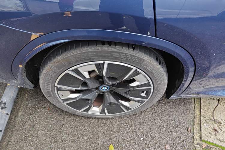 Used BMW iX3 2022 Leading Type Right Rear Wheel Hub