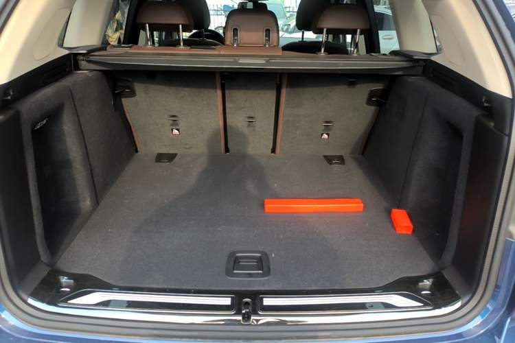 Used BMW iX3 2022 Leading Type Trunk