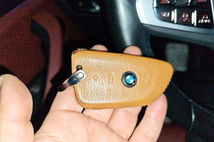 Used BMW iX3 2022 Leading Model Vehicle Key