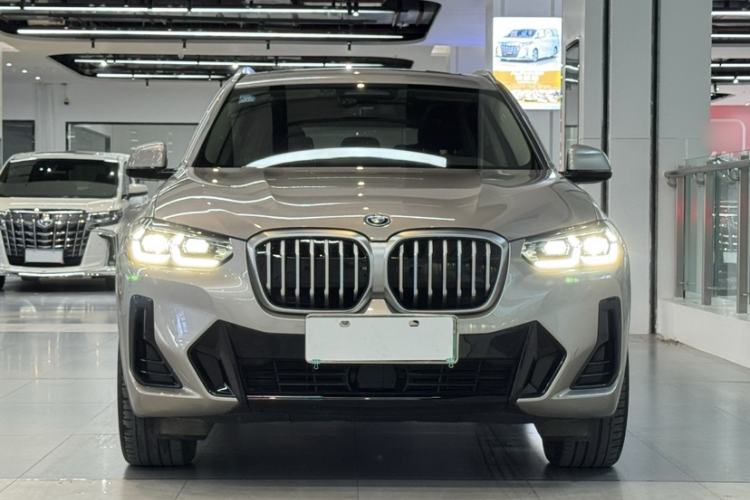 Used BMW iX3 2022 Leading Model Exterior 2