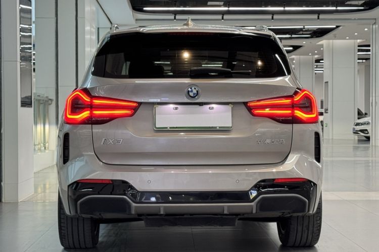 Used BMW iX3 2022 Leading Model Exterior 6