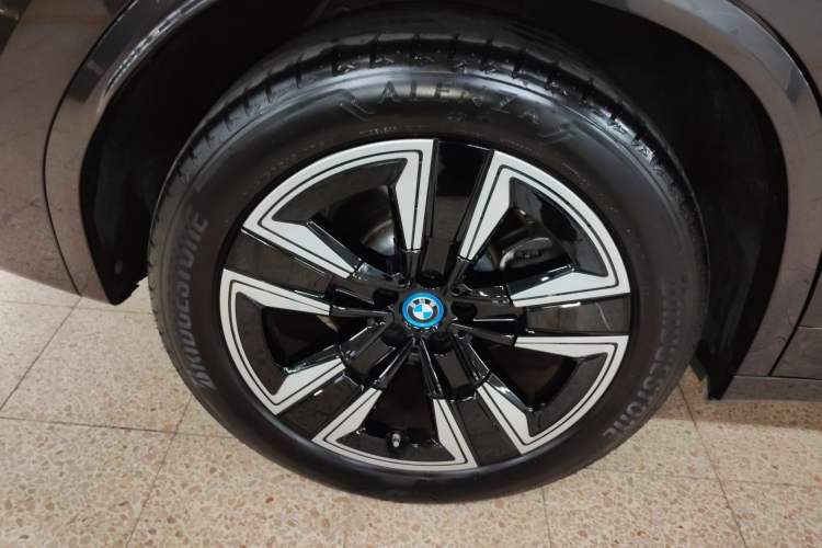 Used BMW iX3 2022 Leading Model Exterior 5