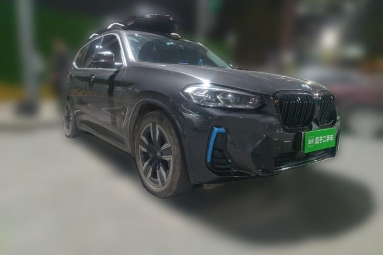Used BMW iX3 2022 Leading Model Front Right 45 Deg