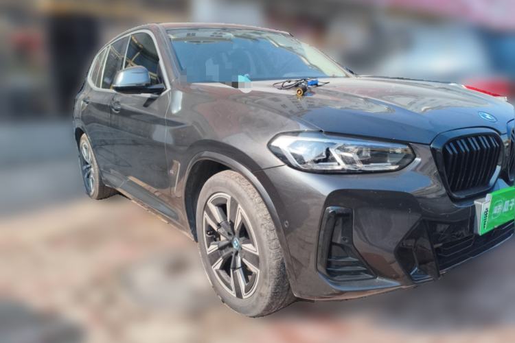 Used BMW iX3 2022 Leading Model Front Right 45 Deg