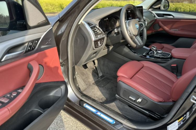 Used BMW iX3 2022 Leading Type Interior 2