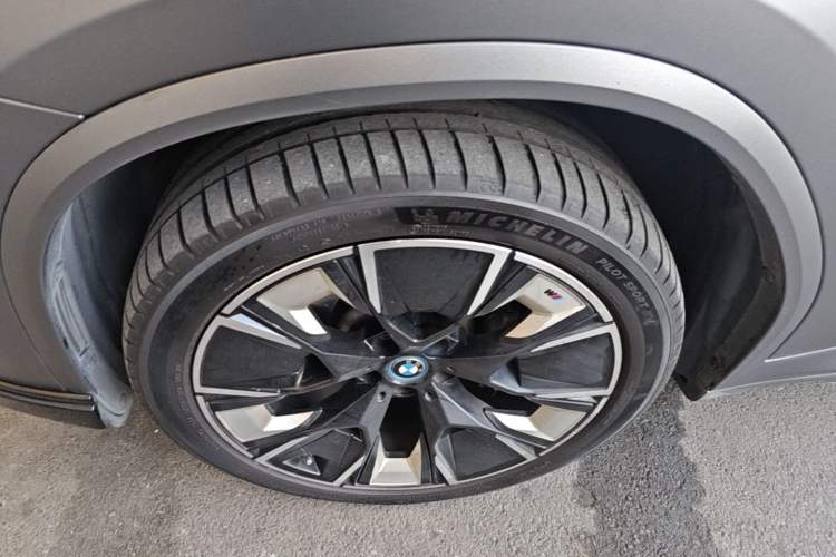 Used BMW iX3 2022 Leading Type Left Front Wheel Hub