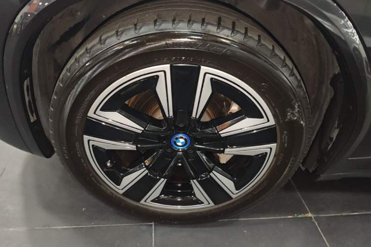 Used BMW iX3 2022 Leading Model Left Front Wheel Hub