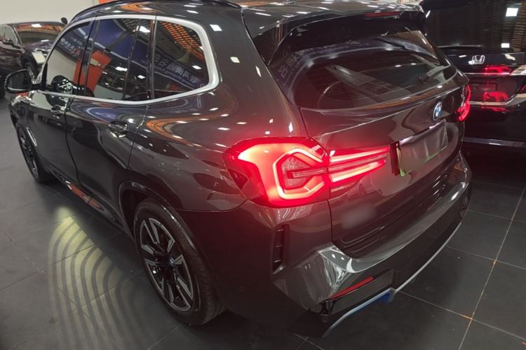 Used BMW iX3 2022 Leading Model Rear Left 45 Deg