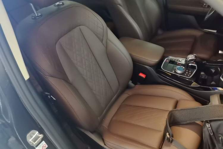 Used BMW iX3 2022 Leading Type Right Front Seat
