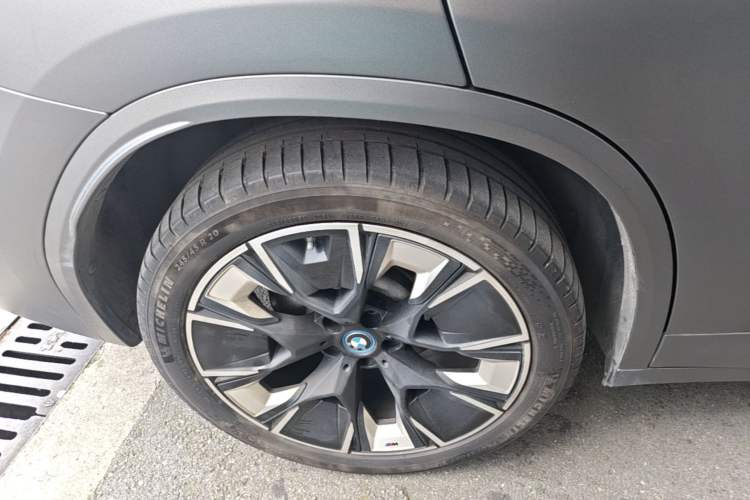 Used BMW iX3 2022 Leading Type Right Rear Wheel Hub
