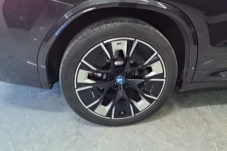 Used BMW iX3 2022 Leading Type Right Rear Wheel Hub
