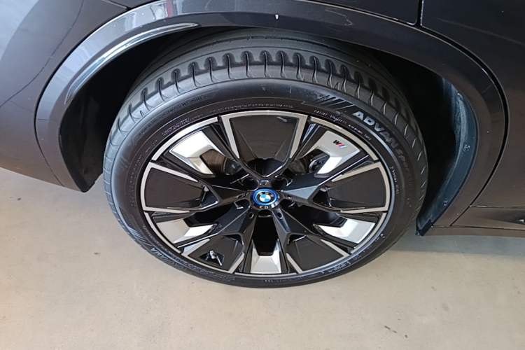 Used BMW iX3 2022 Leading Type Right Rear Wheel Hub