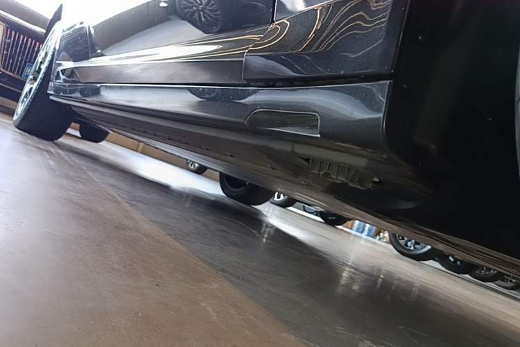 Used BMW iX3 2022 Leading Type Right Side Sill
