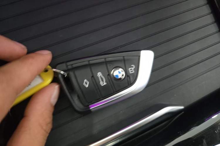 Used BMW iX3 2022 Leading Type Vehicle Key