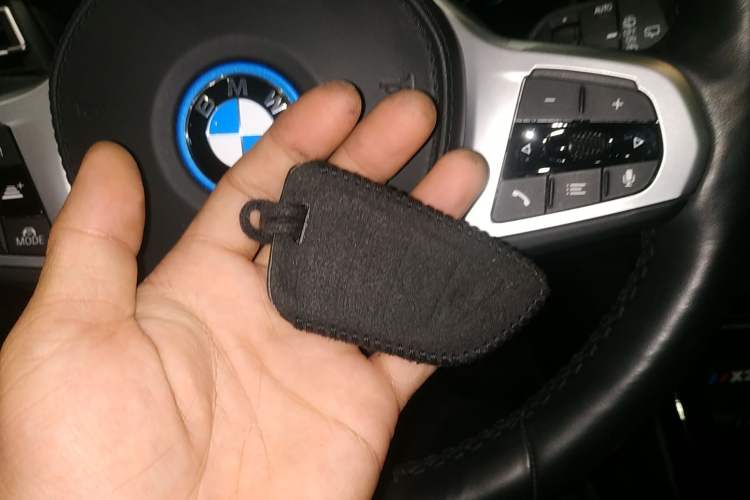 Used BMW iX3 2022 Leading Model Vehicle Key